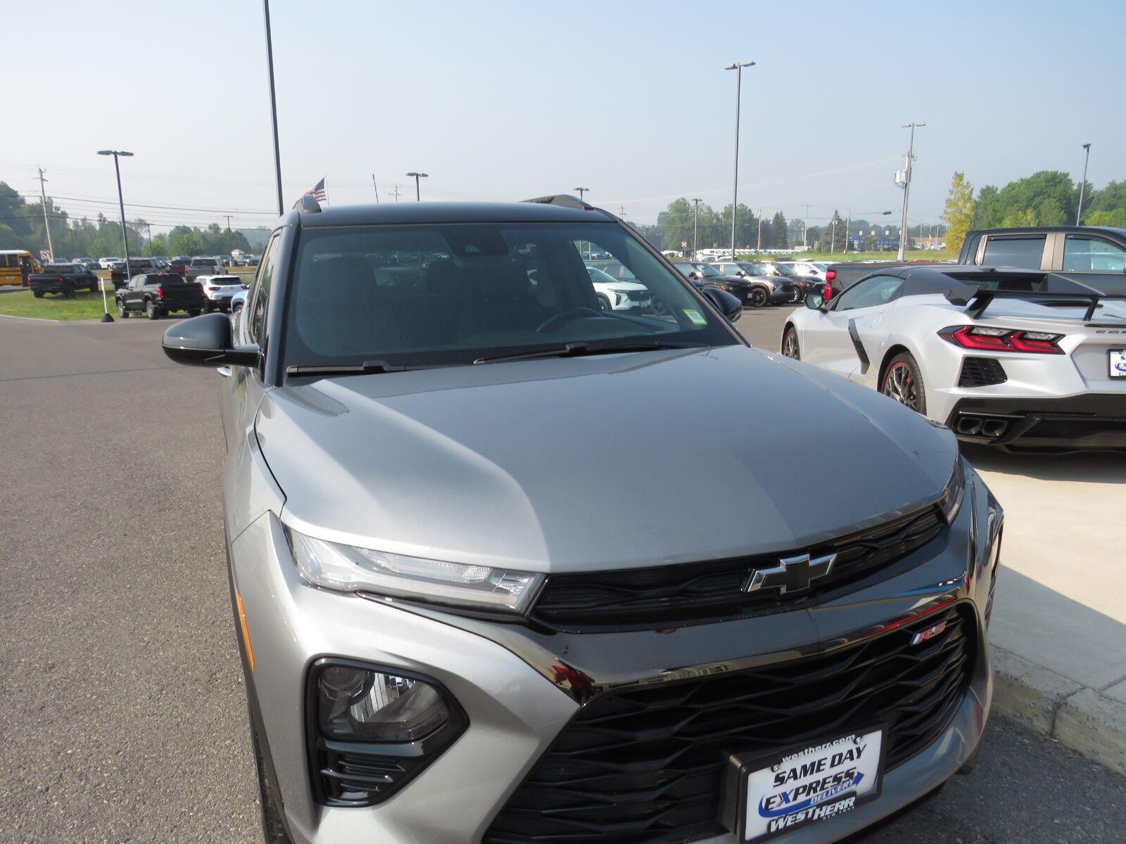 Used 2023 Sterling Gray Metallic Chevrolet RS image 4