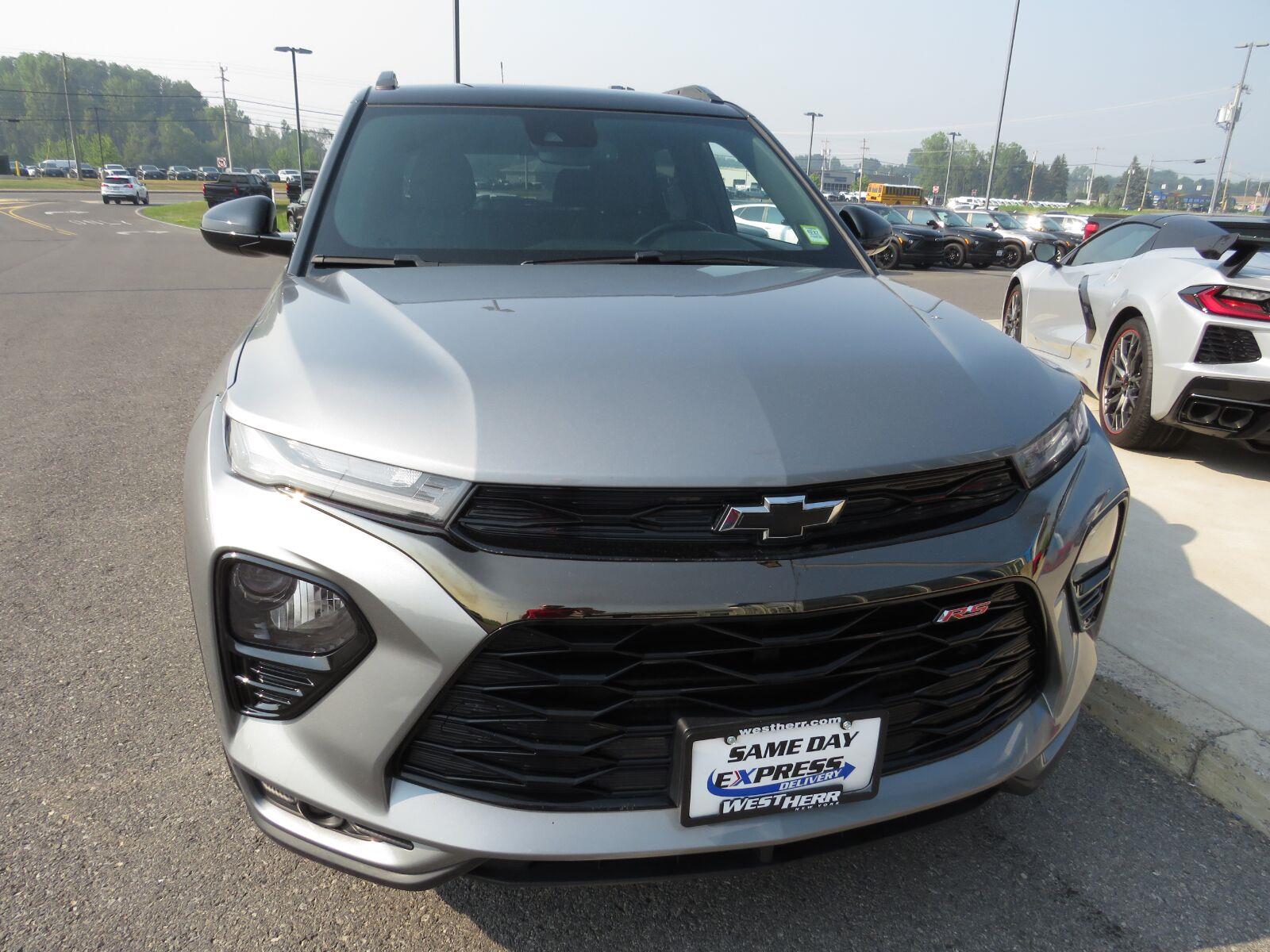 Used 2023 Sterling Gray Metallic Chevrolet RS image 6
