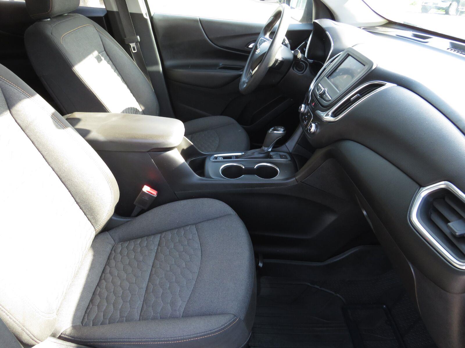 Used 2020 Pacific Blue Metallic Chevrolet LT image 12
