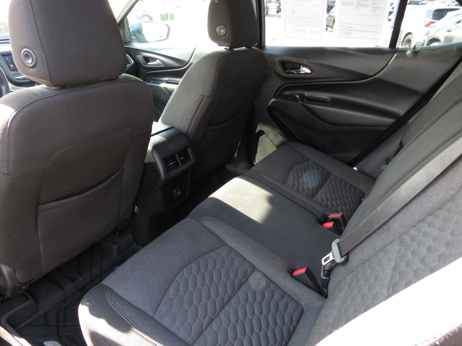 Used 2020 Pacific Blue Metallic Chevrolet LT image 17