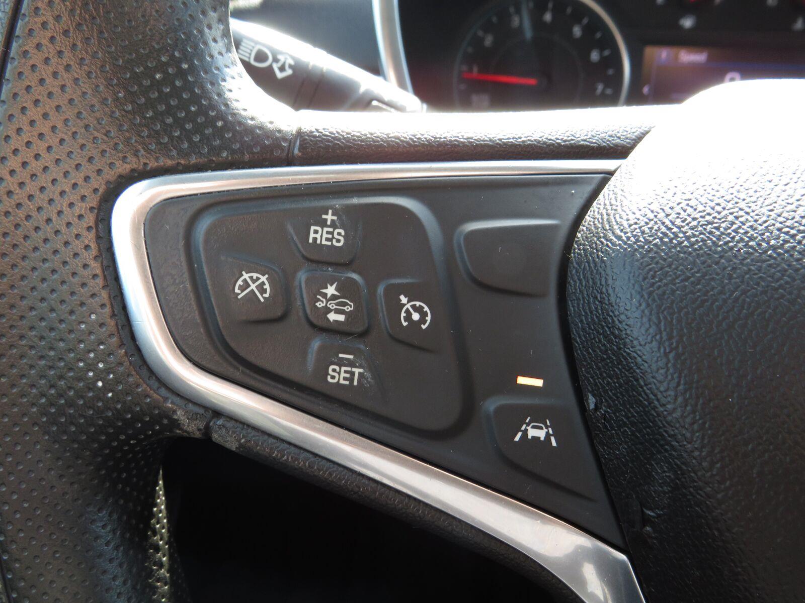 Used 2020 Pacific Blue Metallic Chevrolet LT image 24