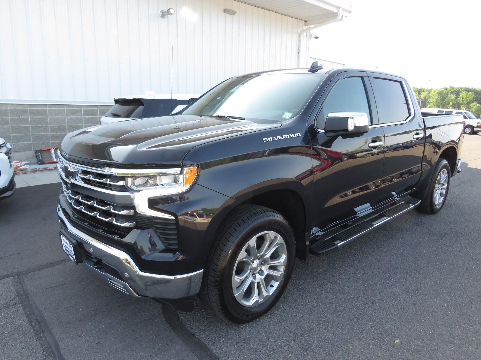 Used 2024 Dark Ash Metallic Chevrolet LTZ image 12