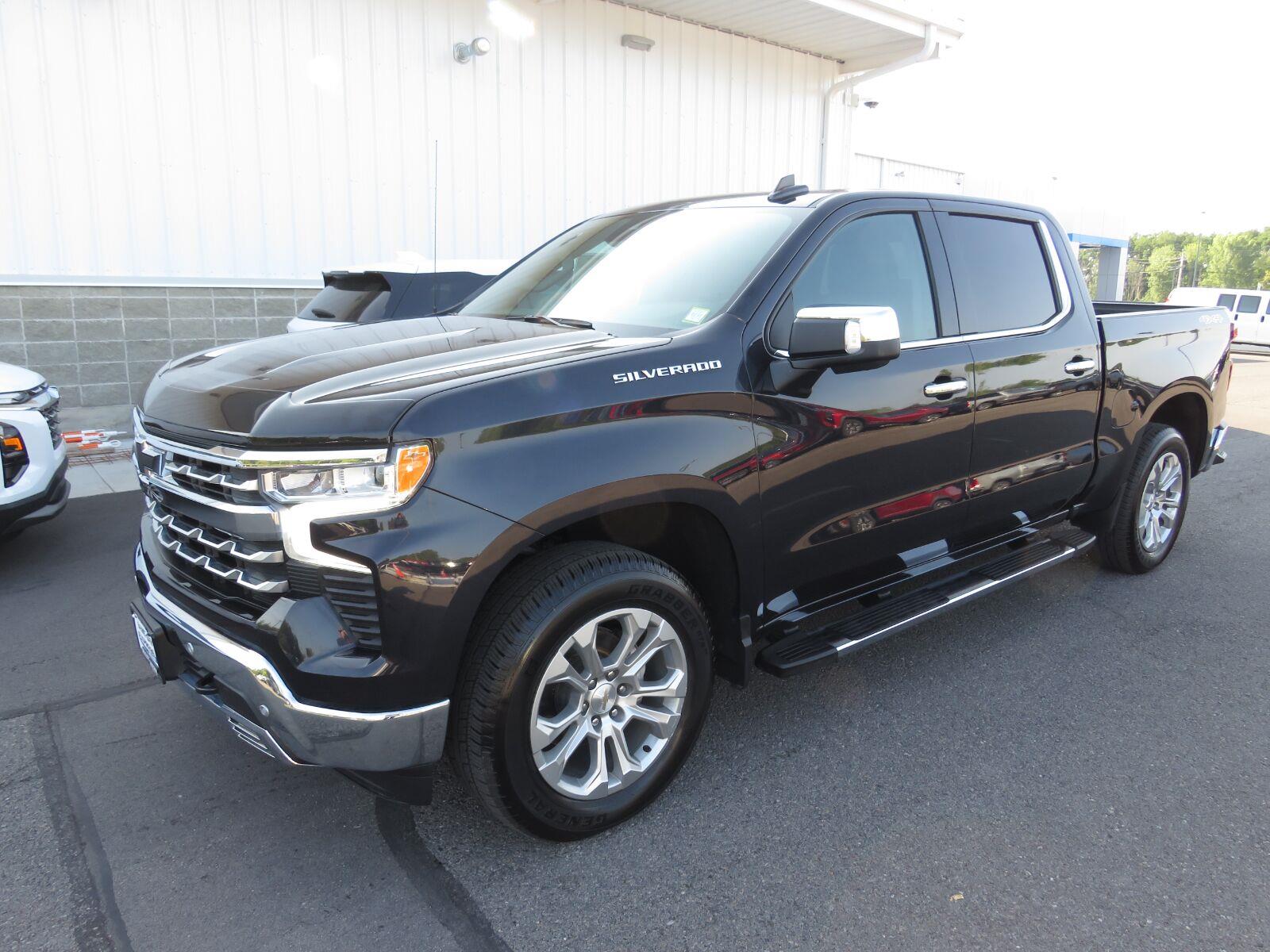 Used 2024 Dark Ash Metallic Chevrolet LTZ image 13
