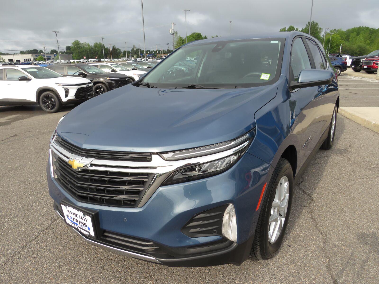 Used 2024 Lakeshore Blue Metallic Chevrolet LT image 11