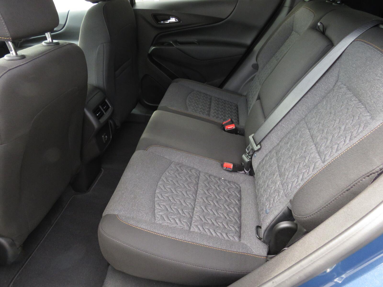 Used 2024 Lakeshore Blue Metallic Chevrolet LT image 22
