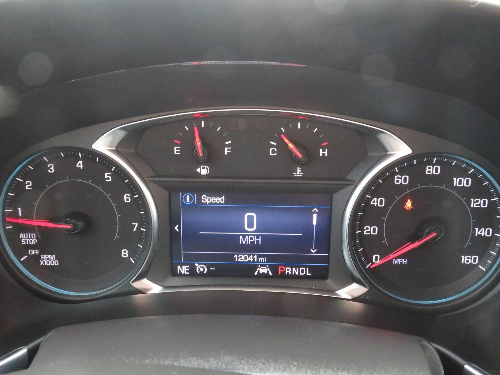 Used 2024 Lakeshore Blue Metallic Chevrolet LT image 24