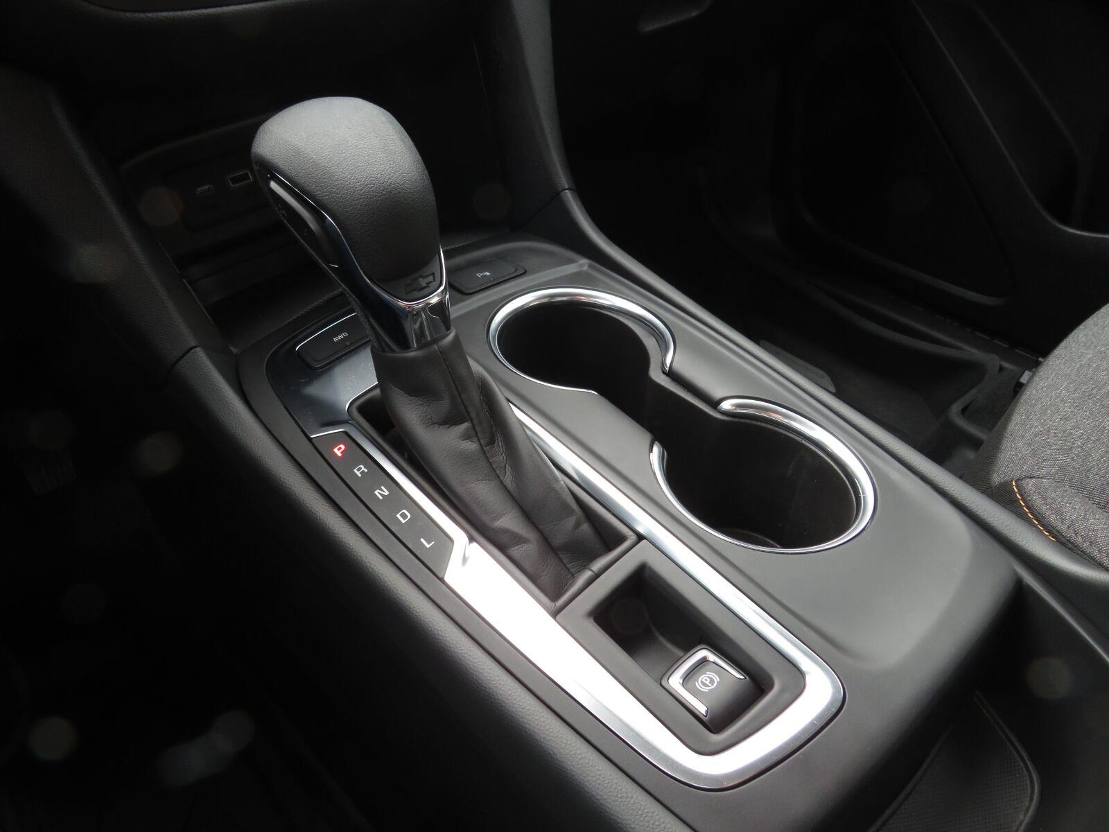 Used 2024 Lakeshore Blue Metallic Chevrolet LT image 27