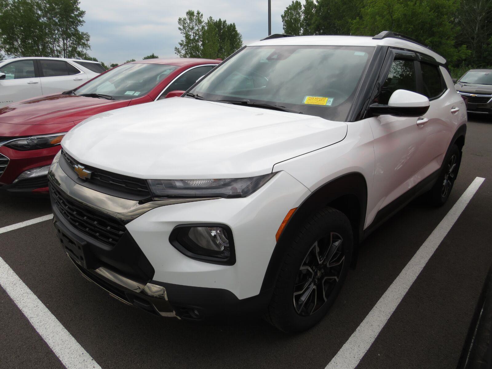 Used 2023 Summit White Chevrolet ACTIV image 6