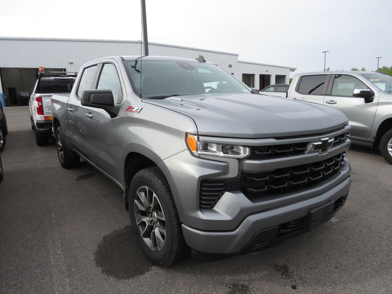Used 2023 Sterling Gray Metallic Chevrolet RST image 2