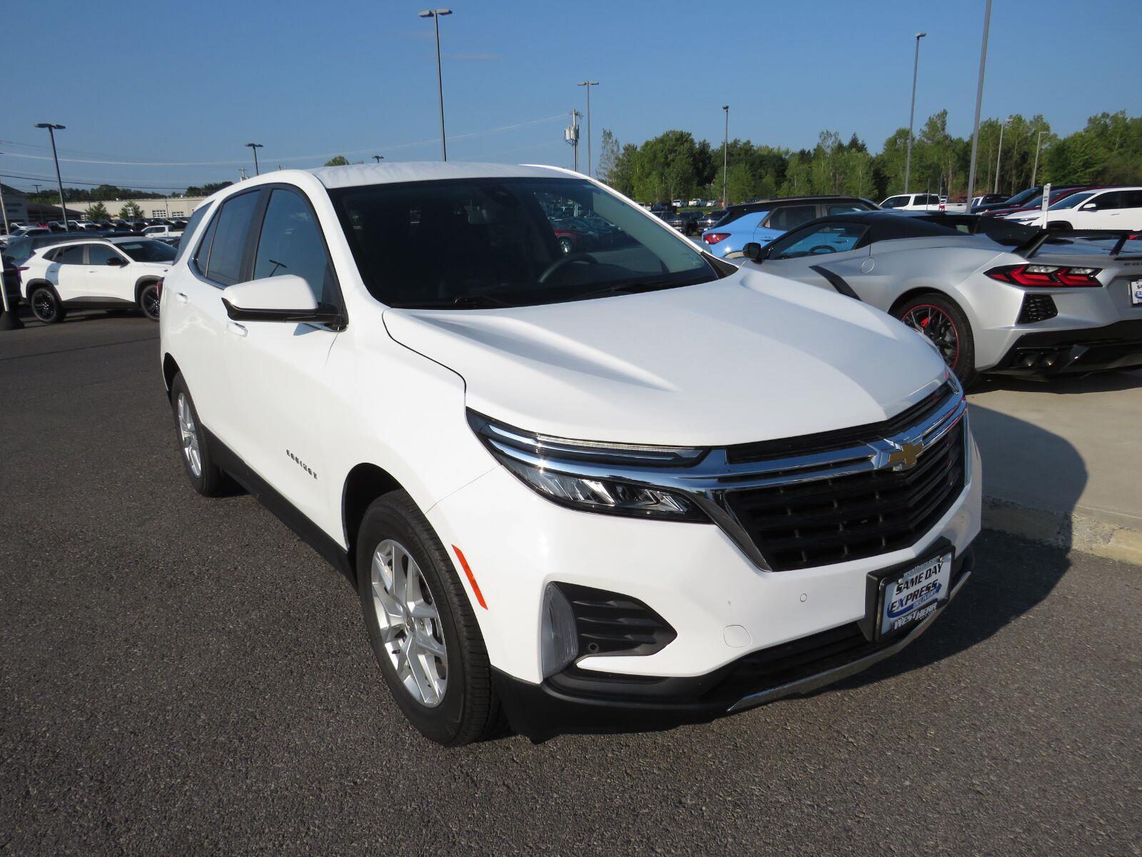 Used 2024 Summit White Chevrolet LT image 2