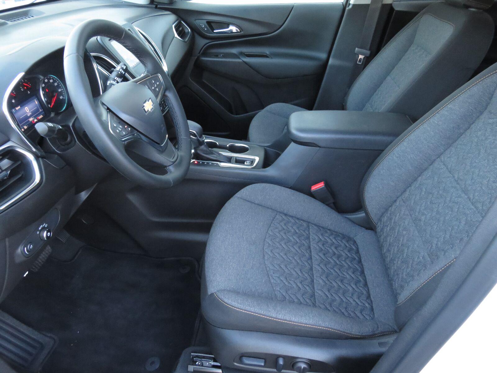 Used 2024 Summit White Chevrolet LT image 20