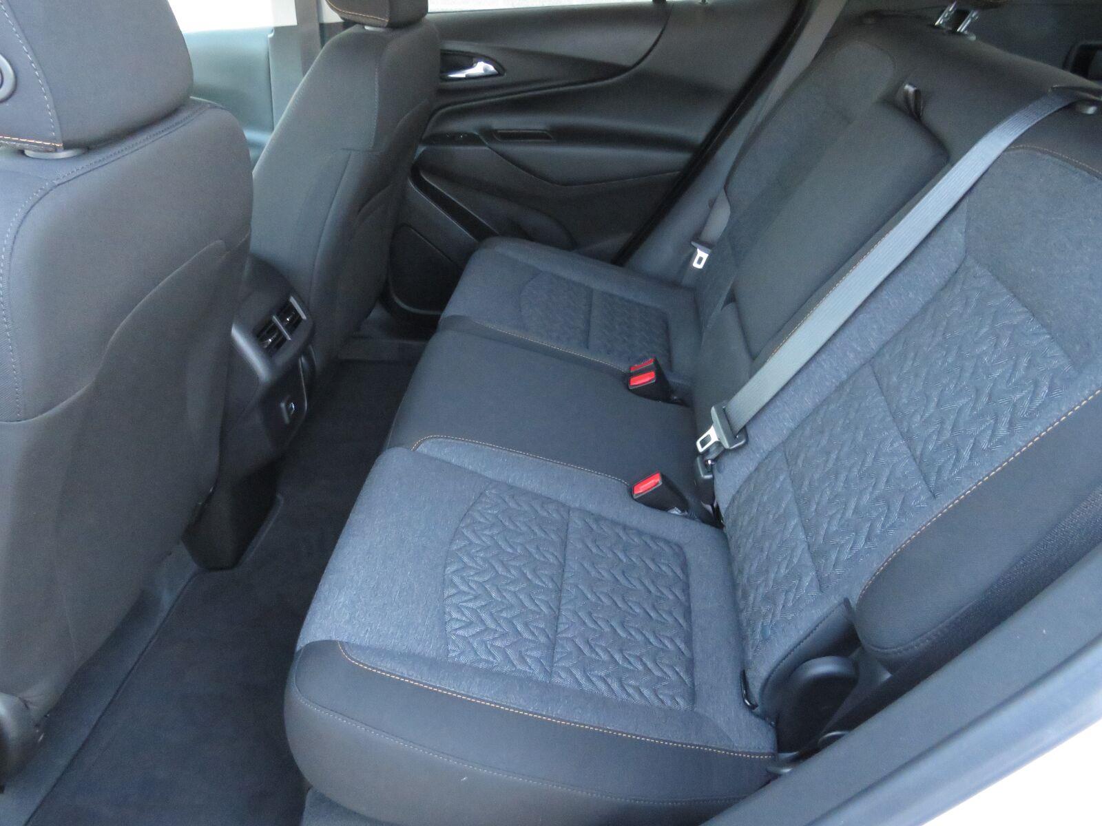 Used 2024 Summit White Chevrolet LT image 23
