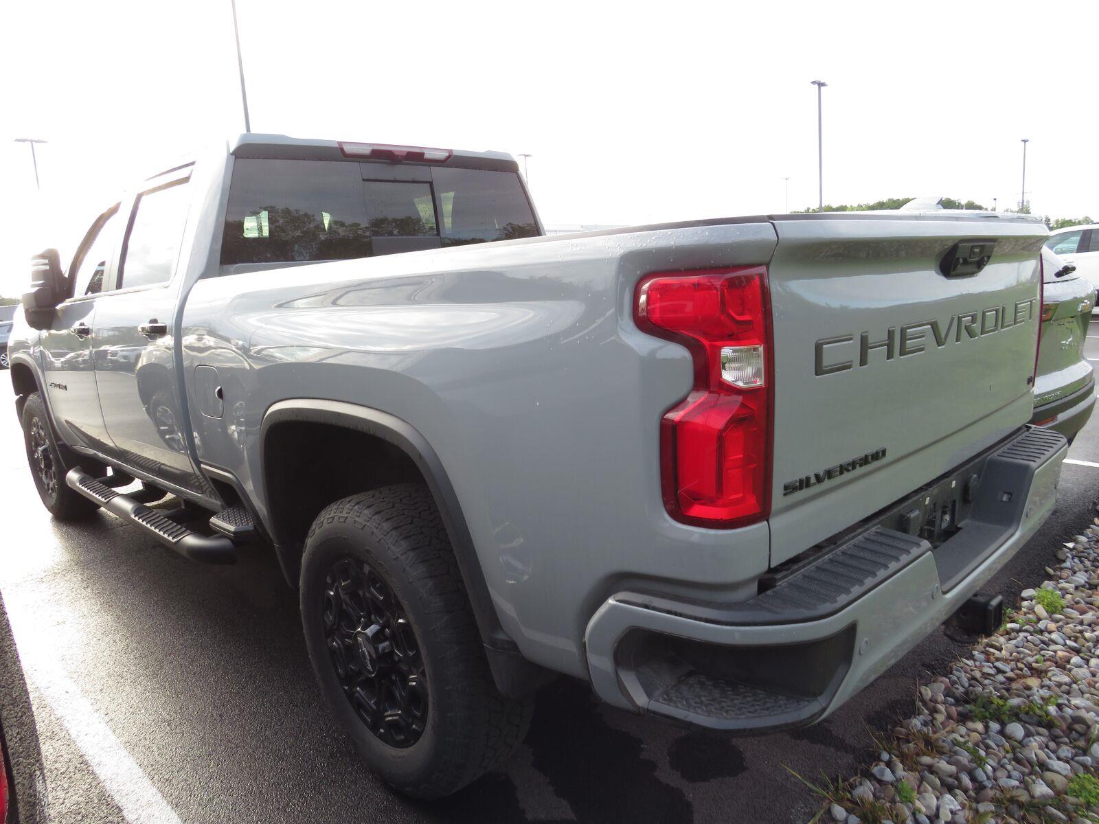 Used 2024 Slate Gray Metallic Chevrolet LT image 12