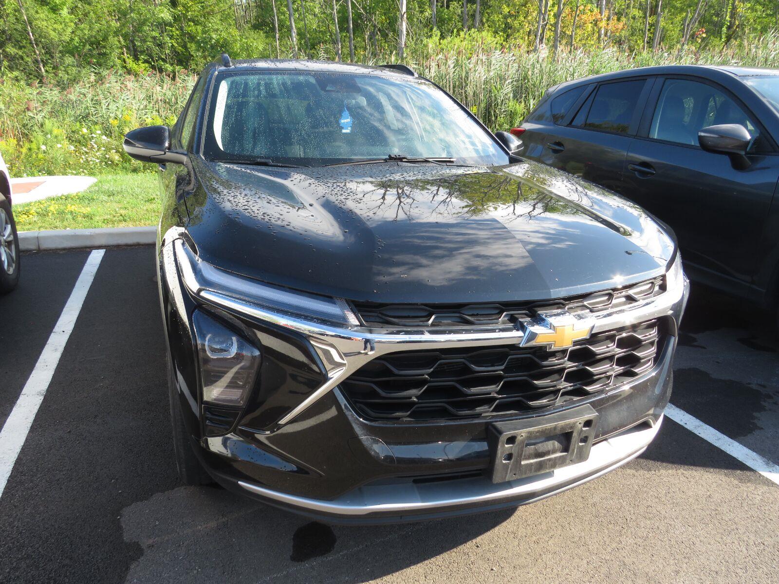 Used 2024 Mosaic Black Metallic Chevrolet LT image 3