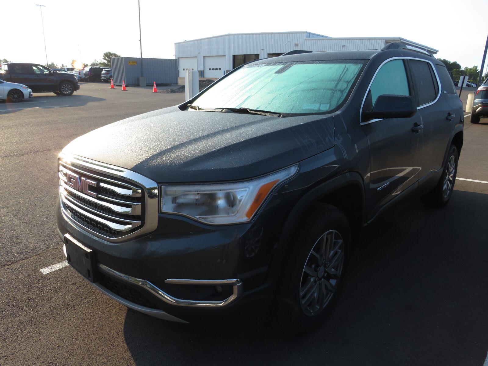 Used 2019 Dark Sky Metallic GMC SLE image 8