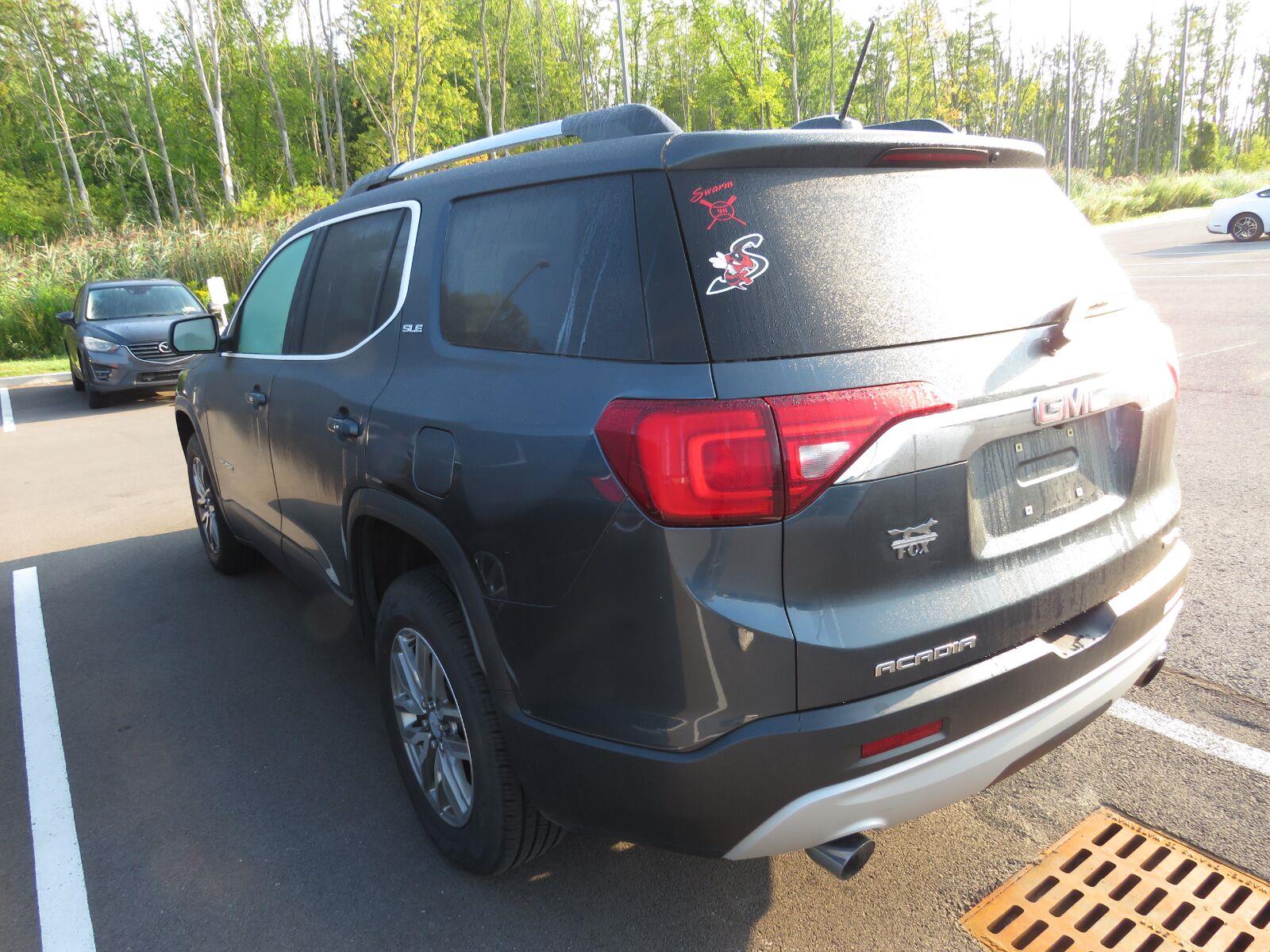Used 2019 Dark Sky Metallic GMC SLE image 12