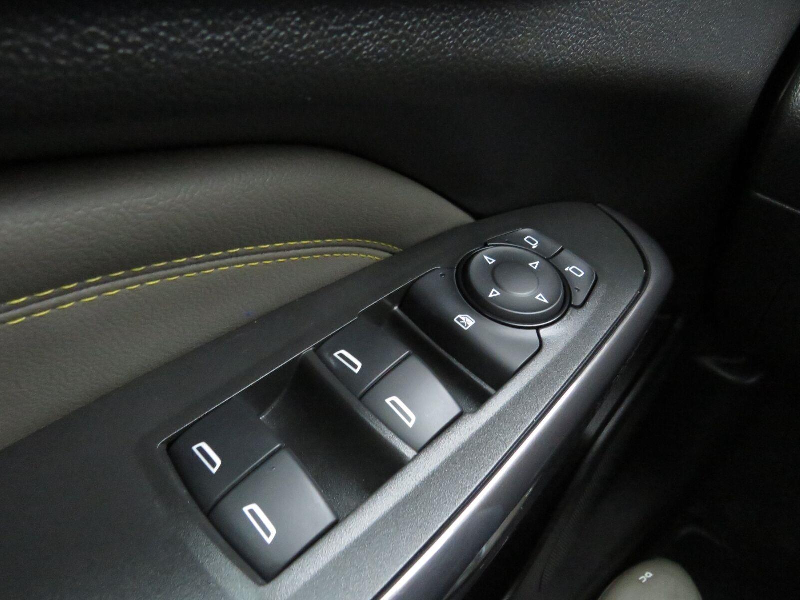 Used 2024 Crimson Metallic Chevrolet ACTIV image 30