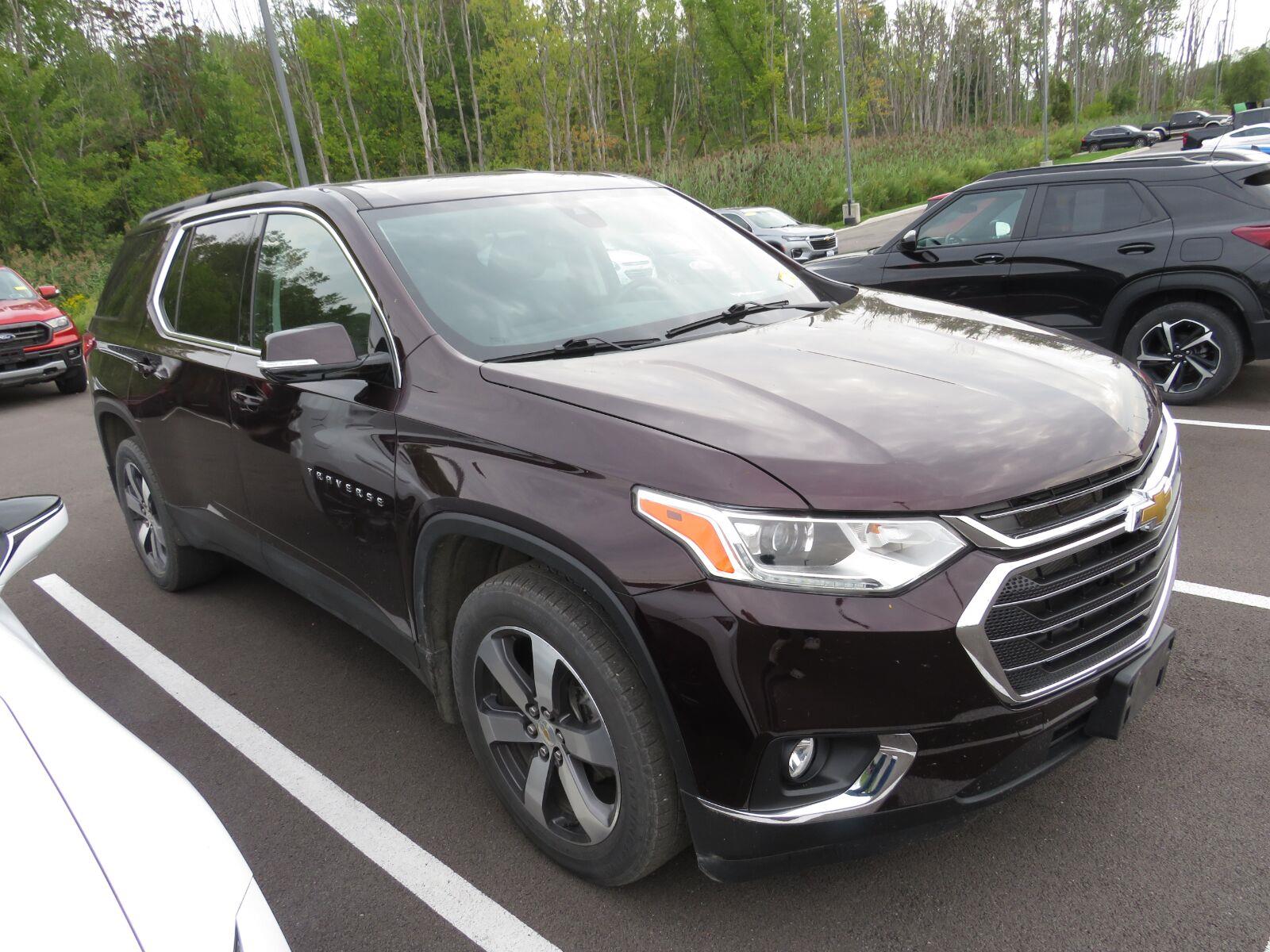Used 2021 Black Cherry Metallic Chevrolet LT Leather image 14