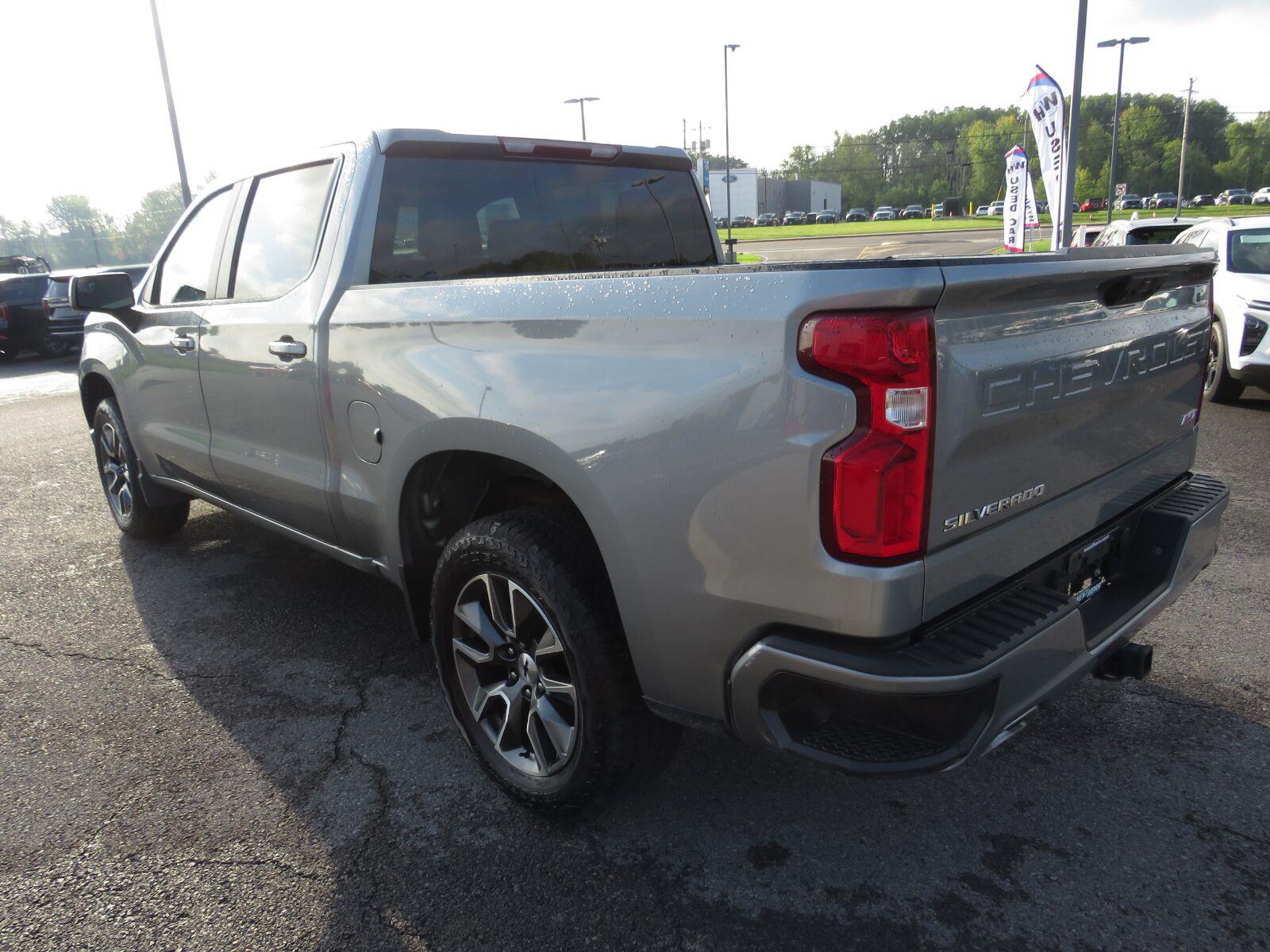Used 2023 STERLING GRAY METALLIC Chevrolet RST image 13