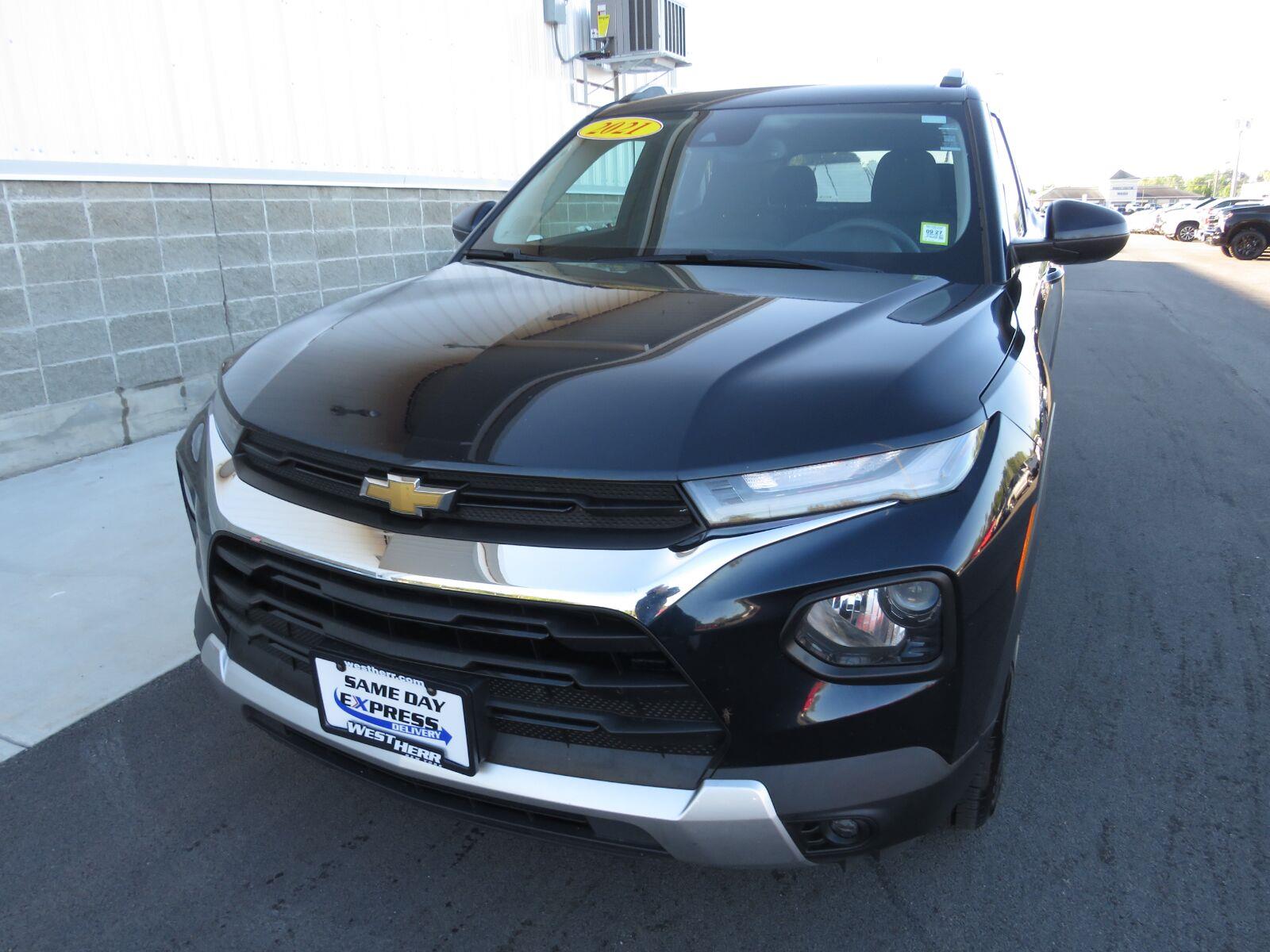 Used 2021 Midnight Blue Metallic Chevrolet LT image 13