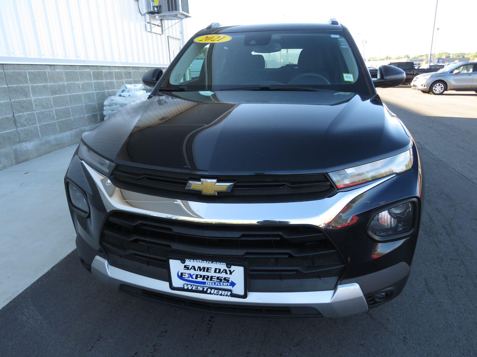 Used 2021 Midnight Blue Metallic Chevrolet LT image 14