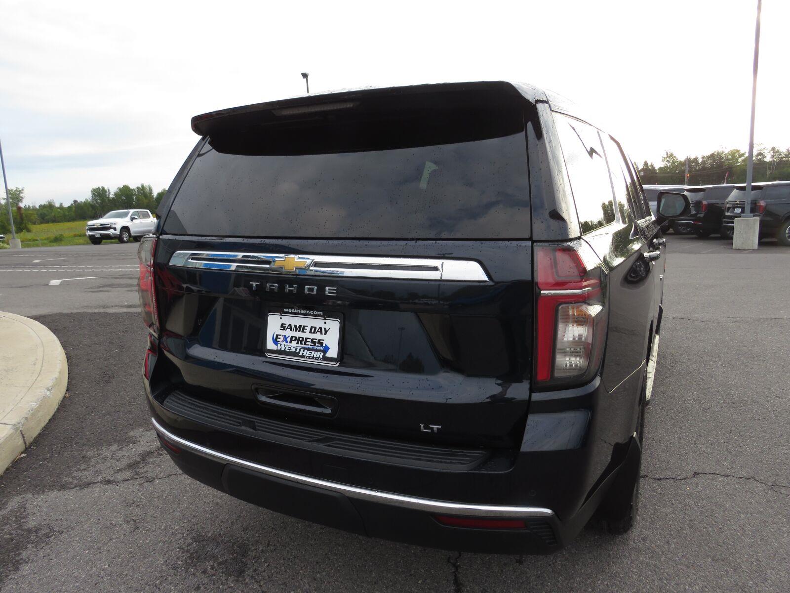 Used 2021 Midnight Blue Metallic Chevrolet LT image 9
