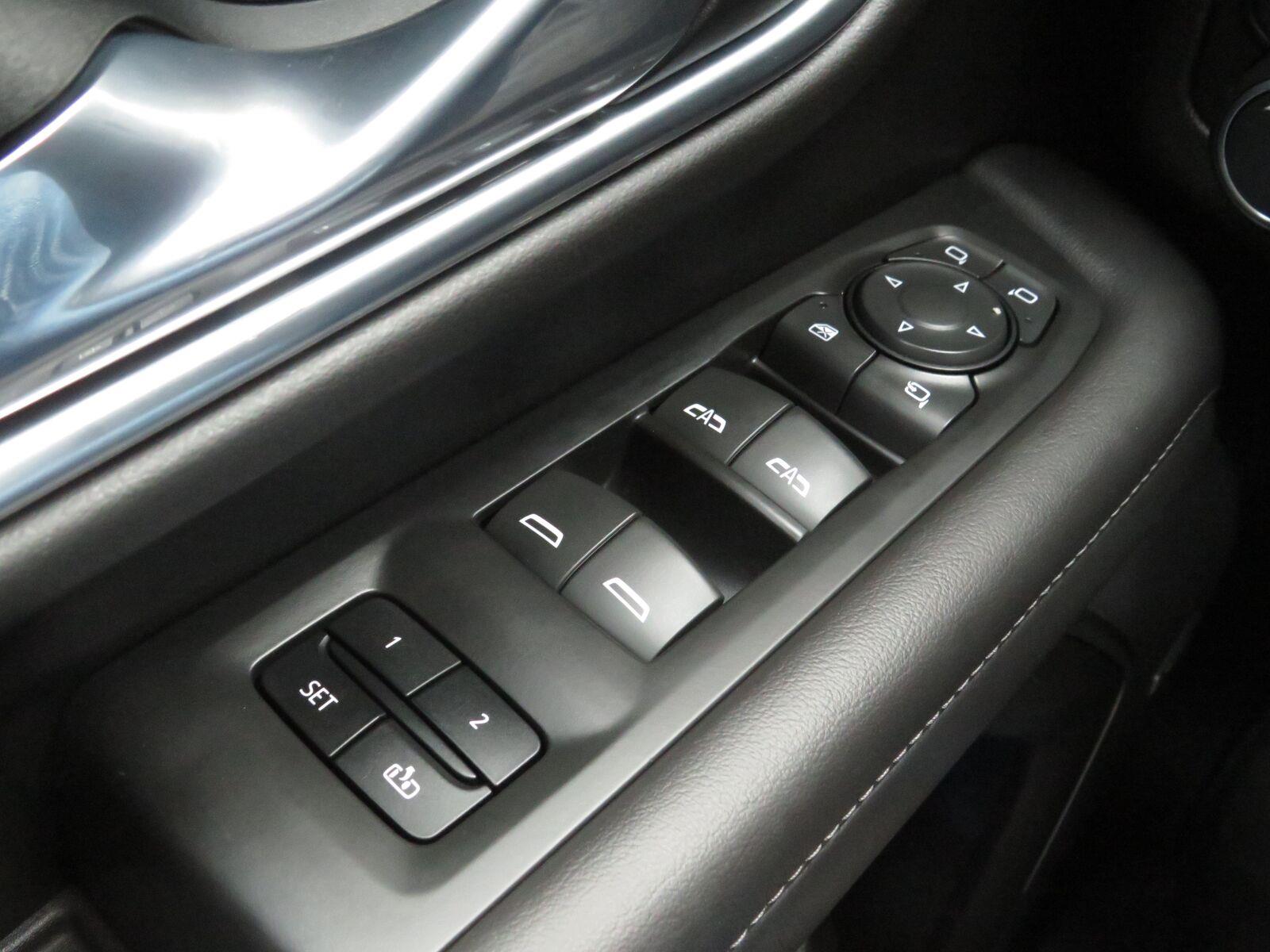Used 2021 Midnight Blue Metallic Chevrolet LT image 33