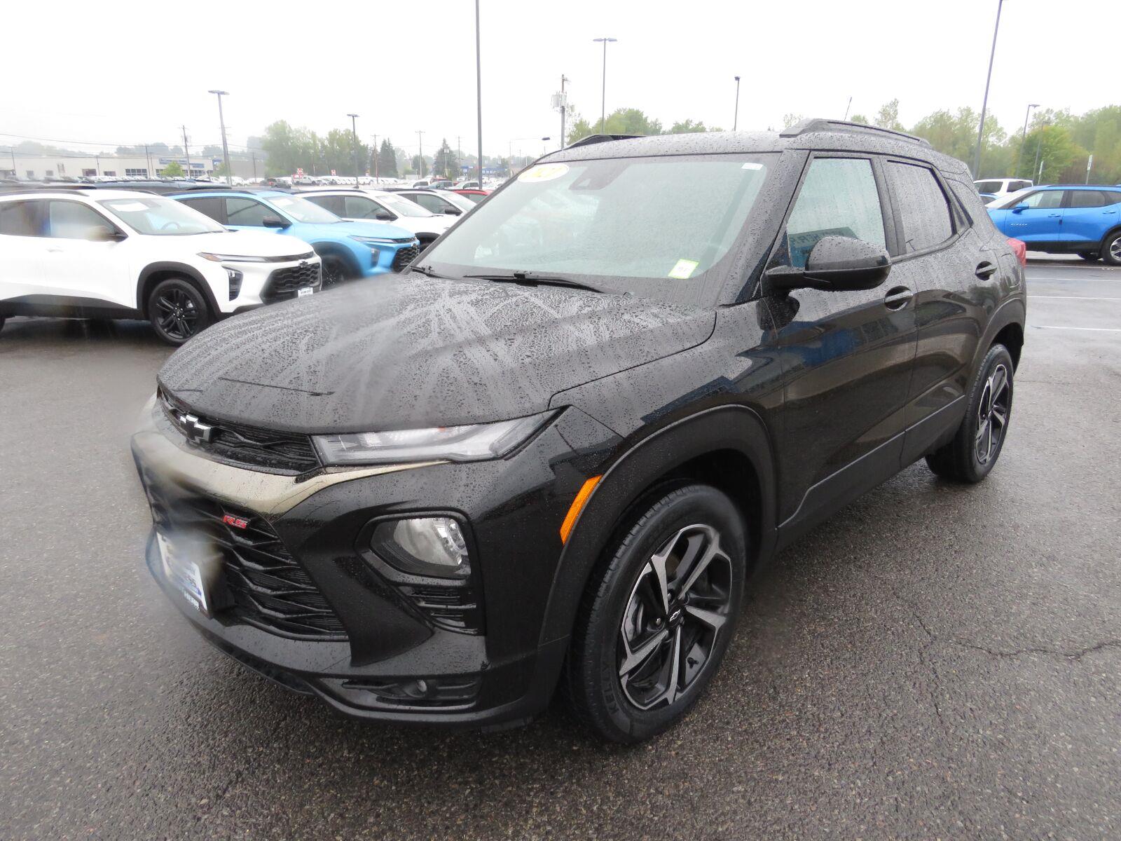 Used 2021 Mosaic Black Metallic Chevrolet RS image 11