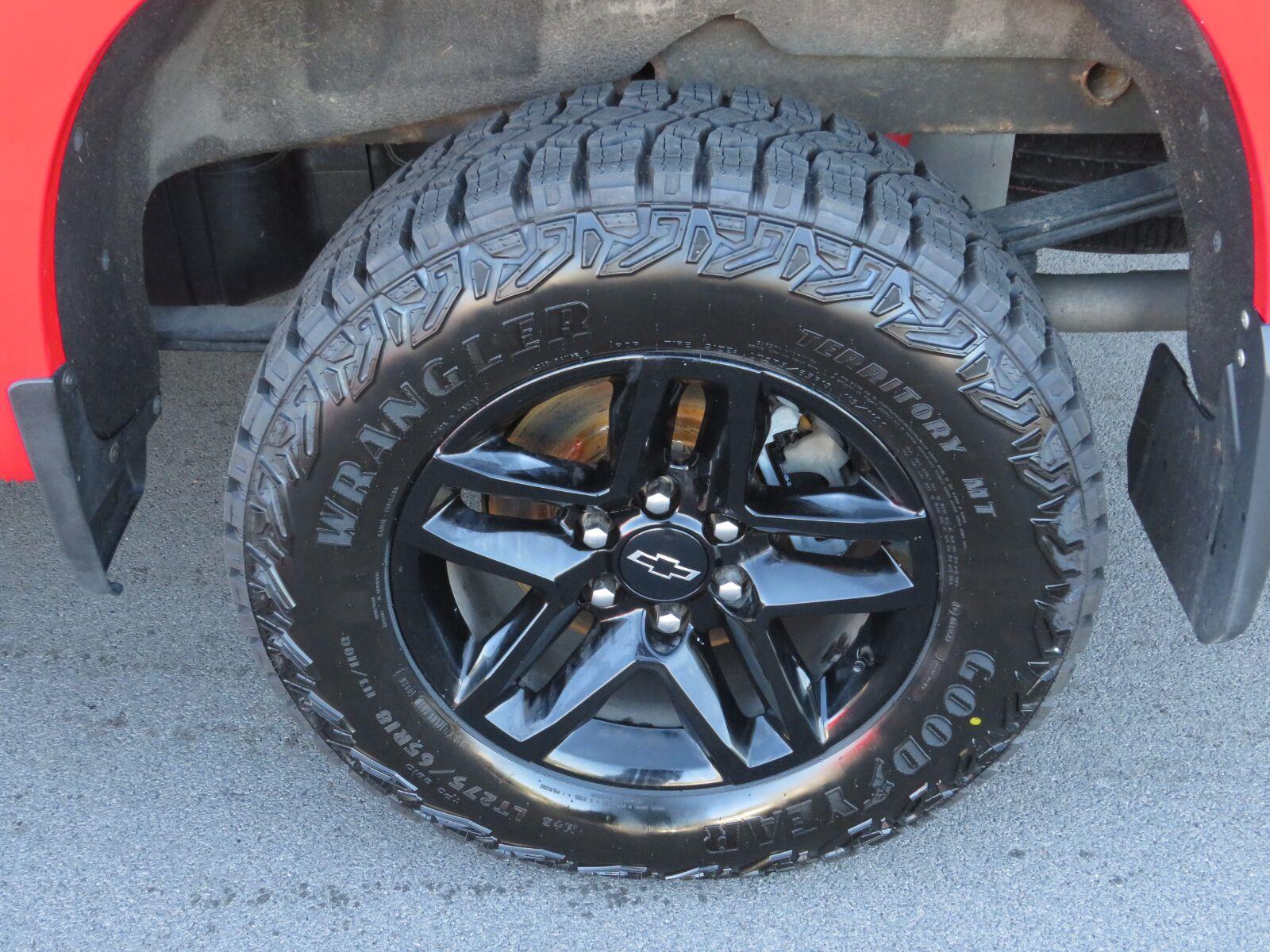 Used 2023 Red Hot Chevrolet LT Trail Boss image 17