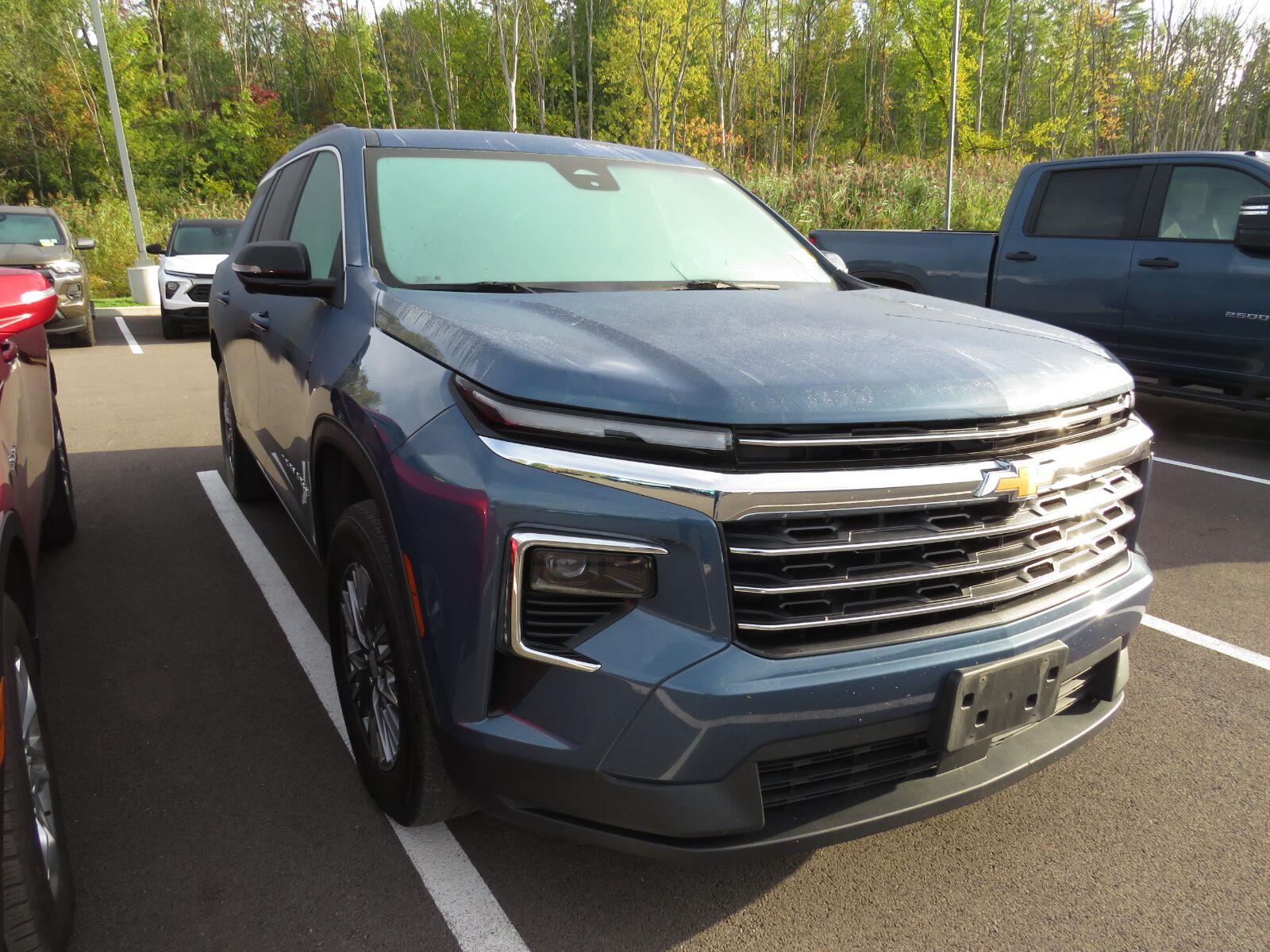 Used 2025 Lakeshore Blue Metallic Chevrolet AWD LT image 2