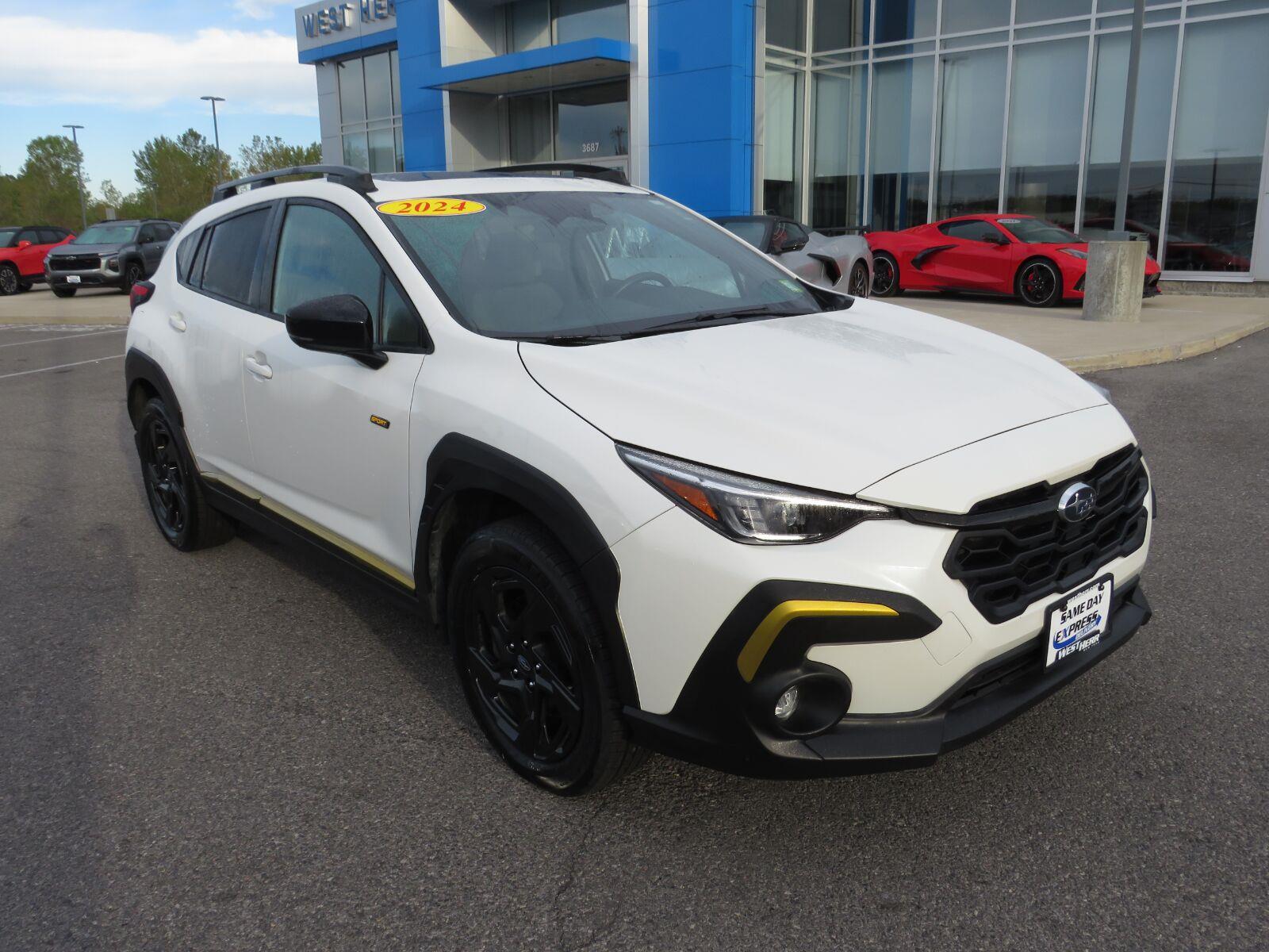 Used 2024 Crystal White Pea Subaru Sport image 3
