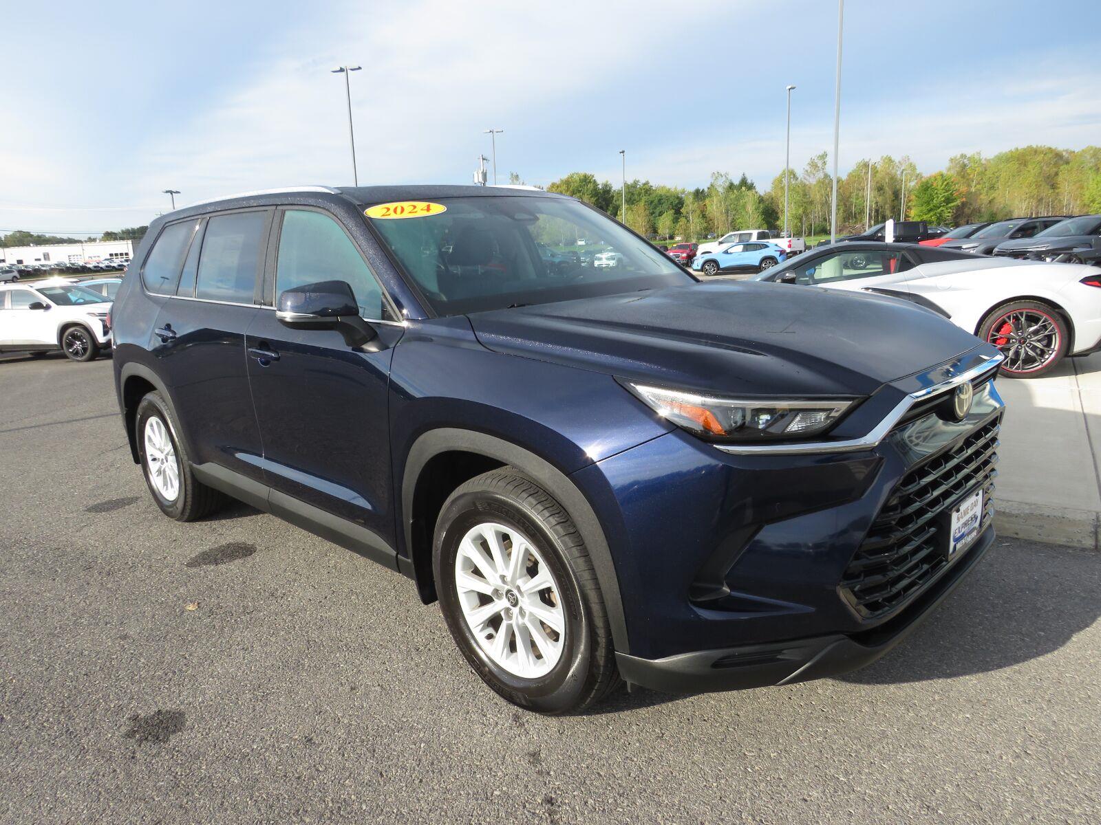 Used 2024 Blueprint Toyota XLE image 5
