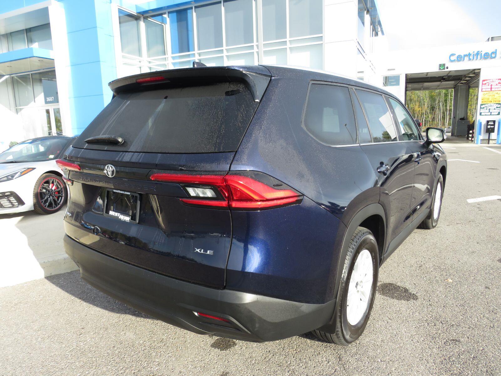 Used 2024 Blueprint Toyota XLE image 7