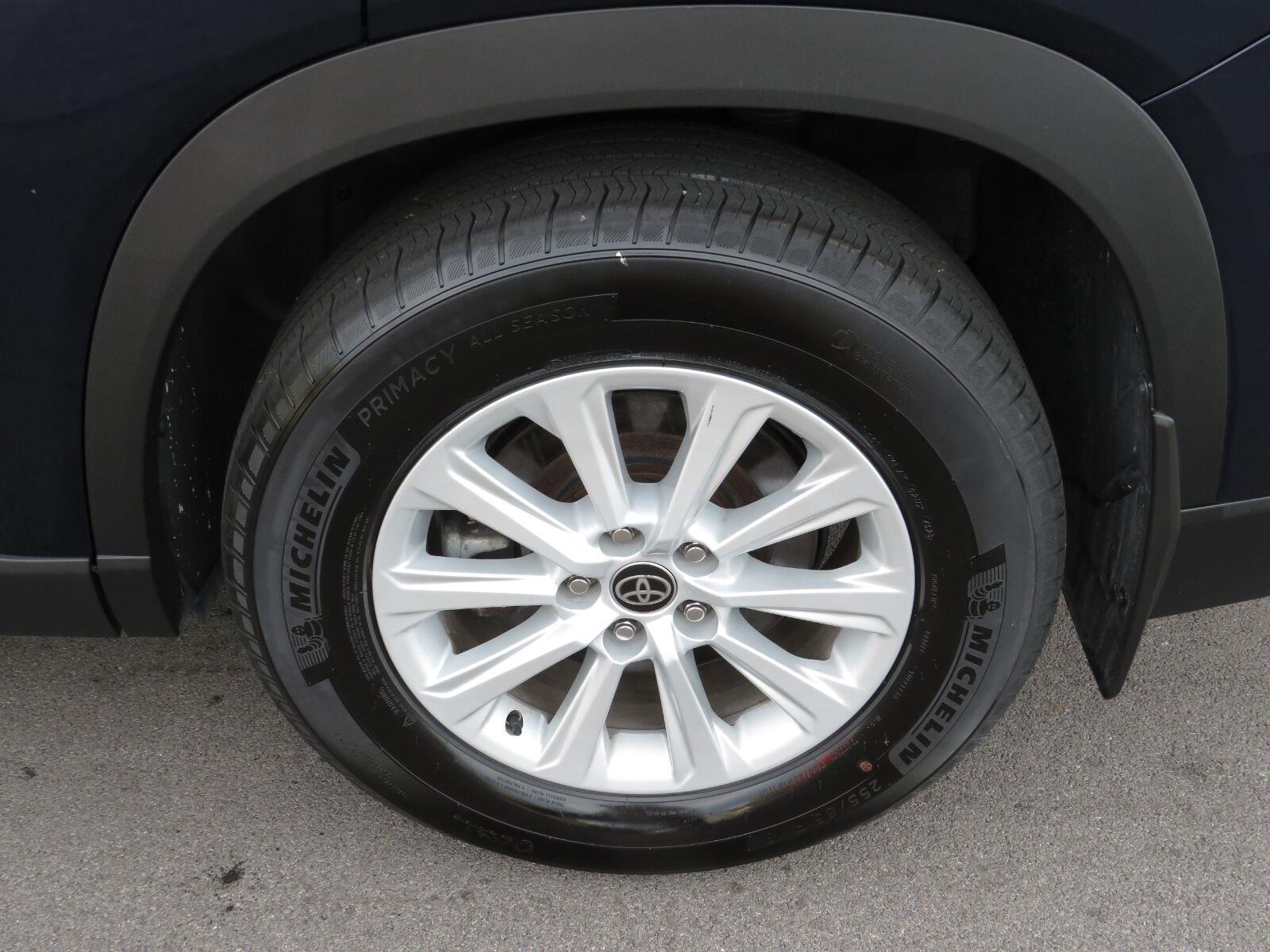 Used 2024 Blueprint Toyota XLE image 18