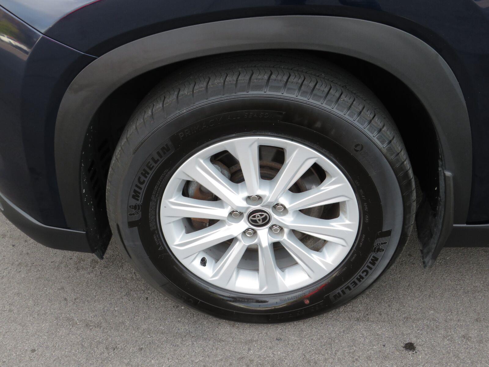 Used 2024 Blueprint Toyota XLE image 19
