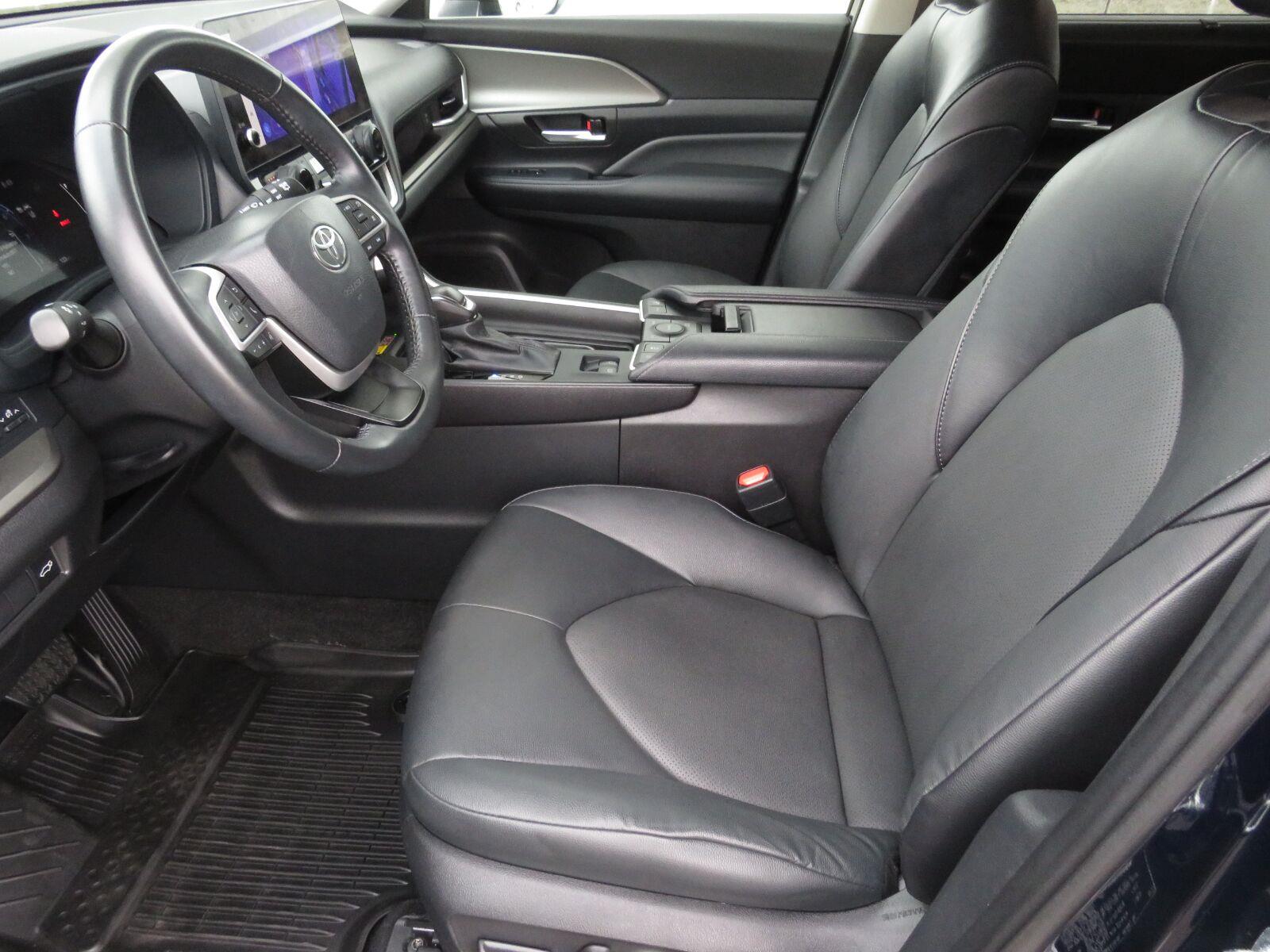 Used 2024 Blueprint Toyota XLE image 20