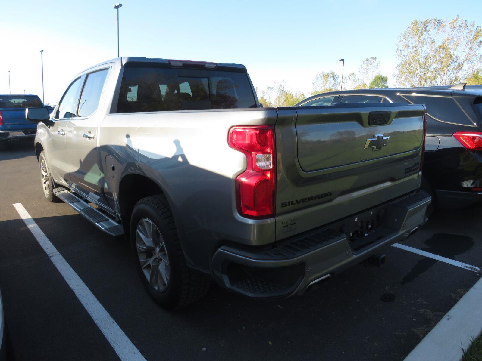 Used 2021 Satin Steel Metallic Chevrolet High Country image 9