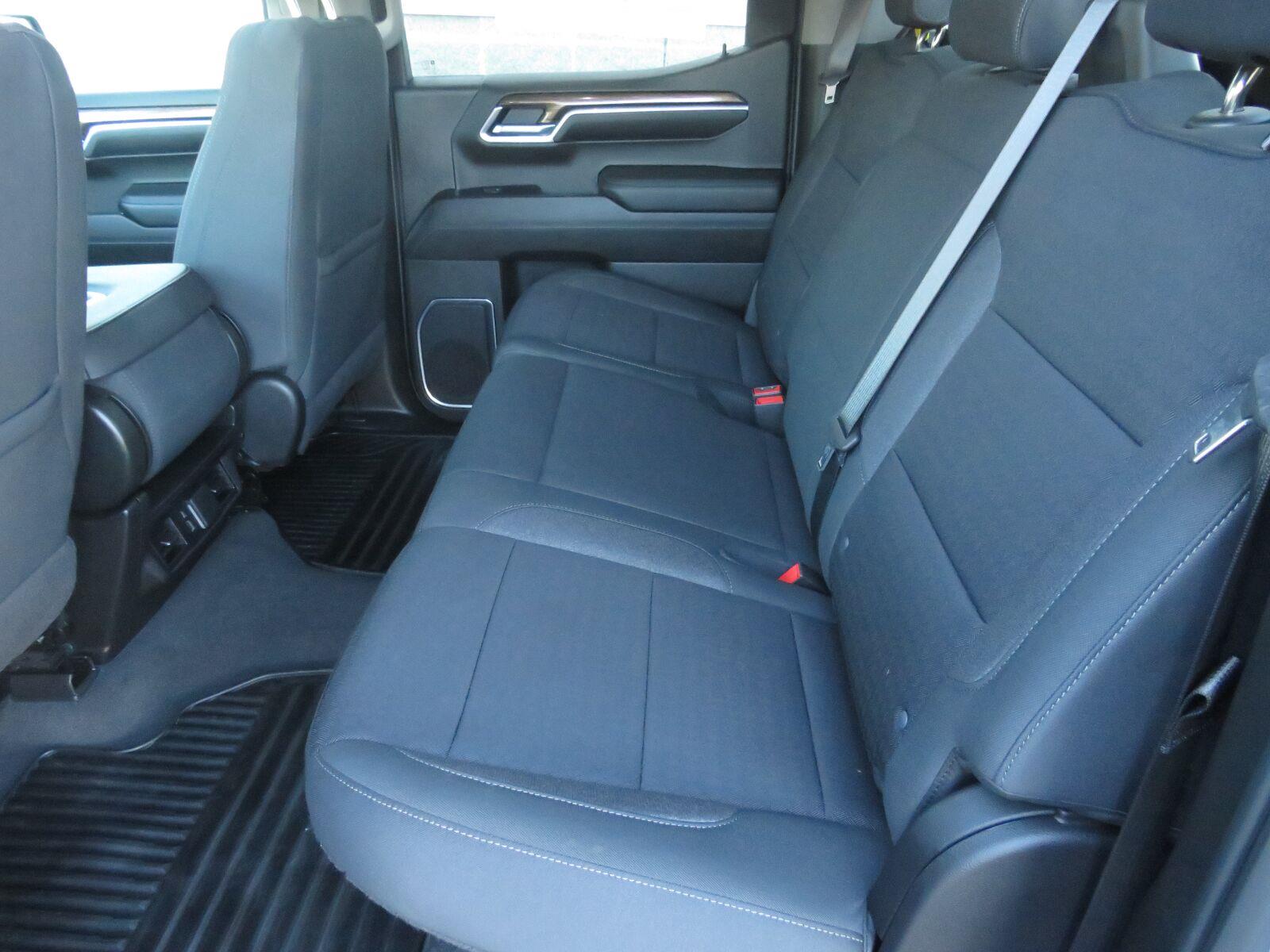 Used 2022 Glacier Blue Metallic Chevrolet LT image 22
