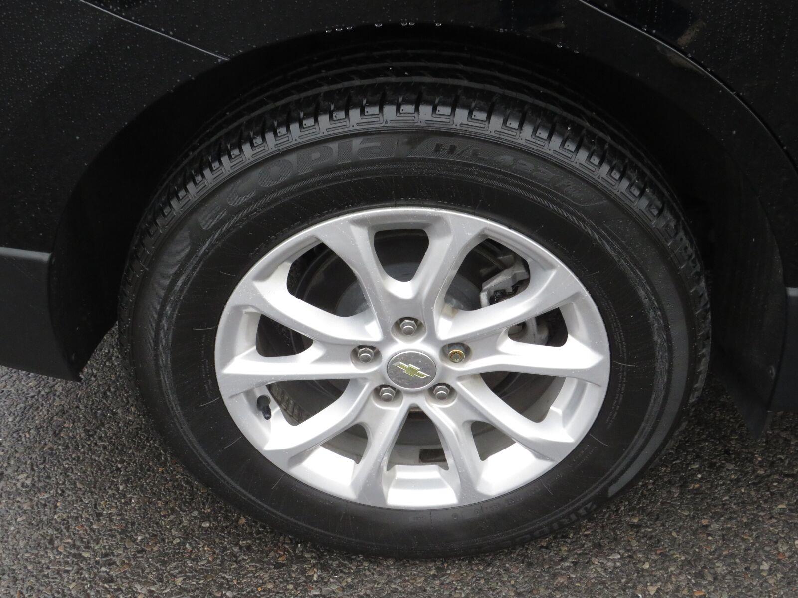 Used 2020 Mosaic Black Metallic Chevrolet LT image 16
