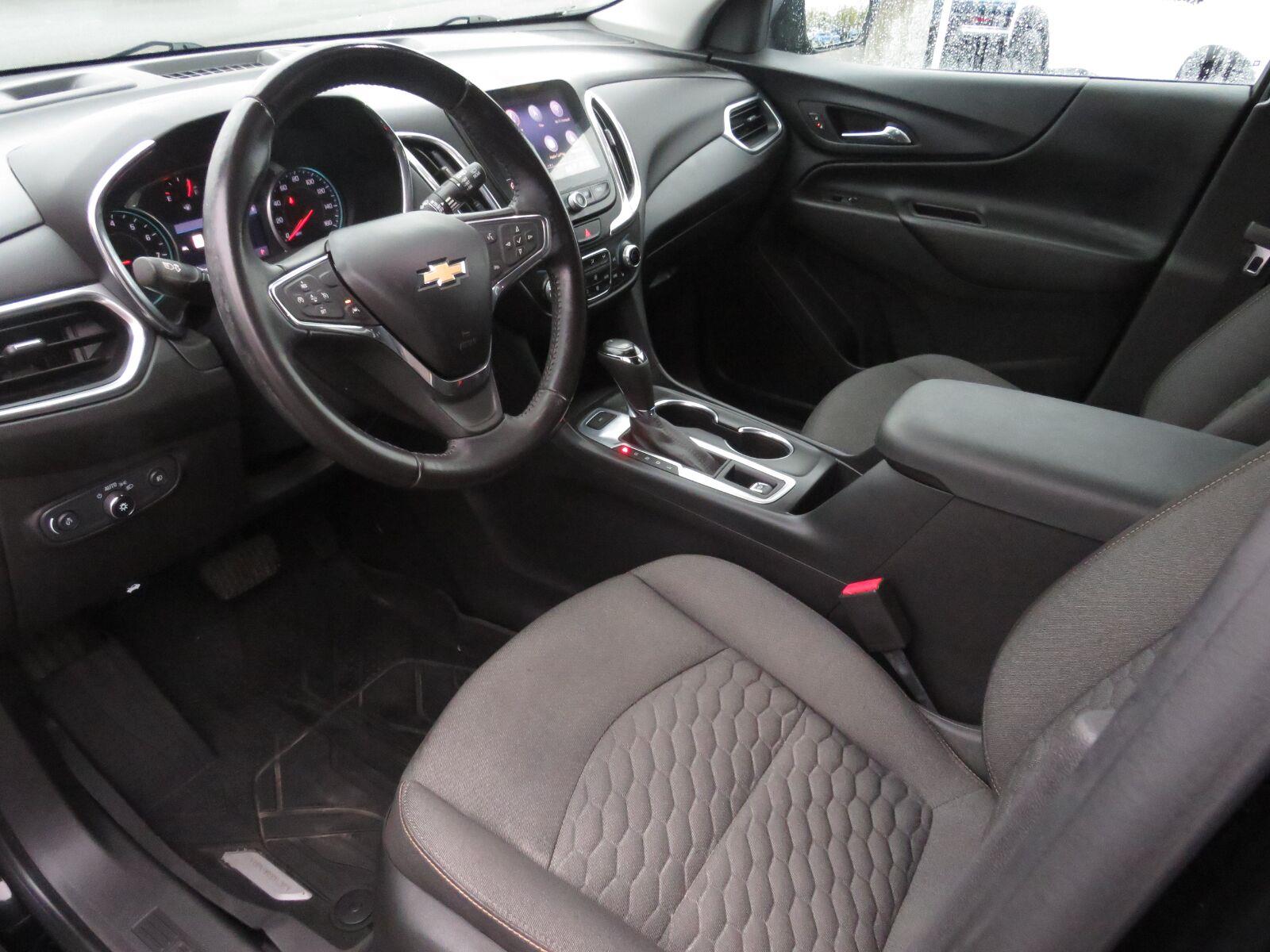Used 2020 Mosaic Black Metallic Chevrolet LT image 18