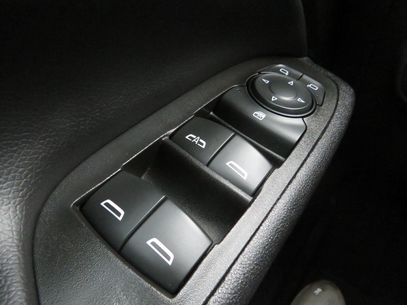 Used 2020 Mosaic Black Metallic Chevrolet LT image 29