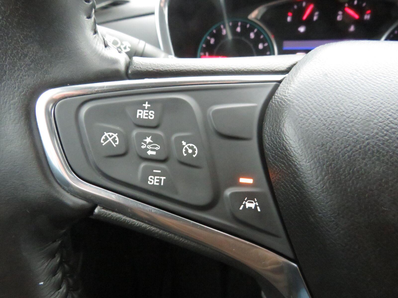 Used 2020 Mosaic Black Metallic Chevrolet LT image 30