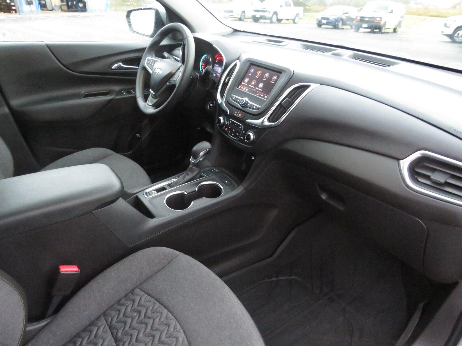 Used 2024 Sterling Gray Metallic Chevrolet LT image 18