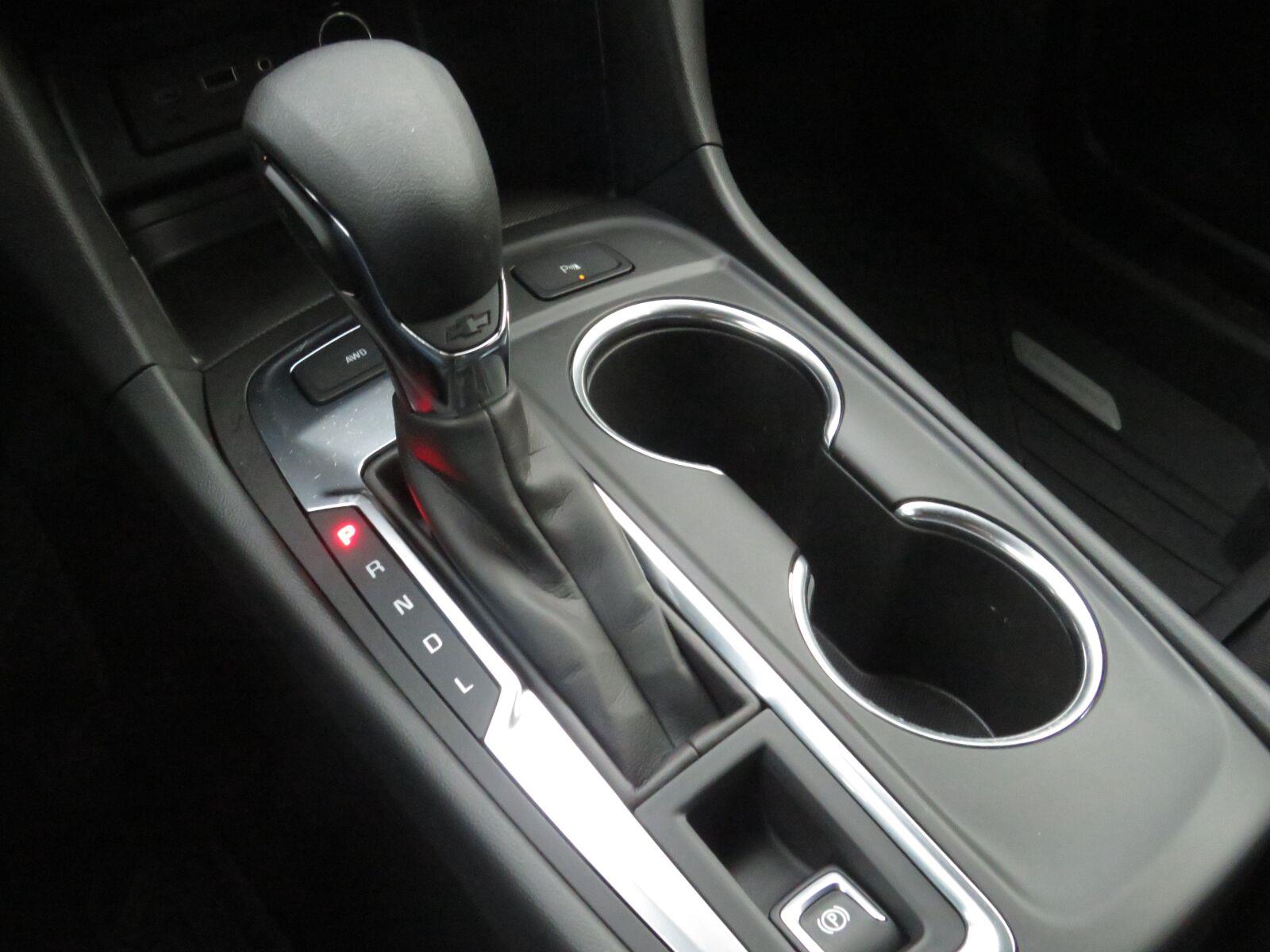 Used 2024 Sterling Gray Metallic Chevrolet LT image 26