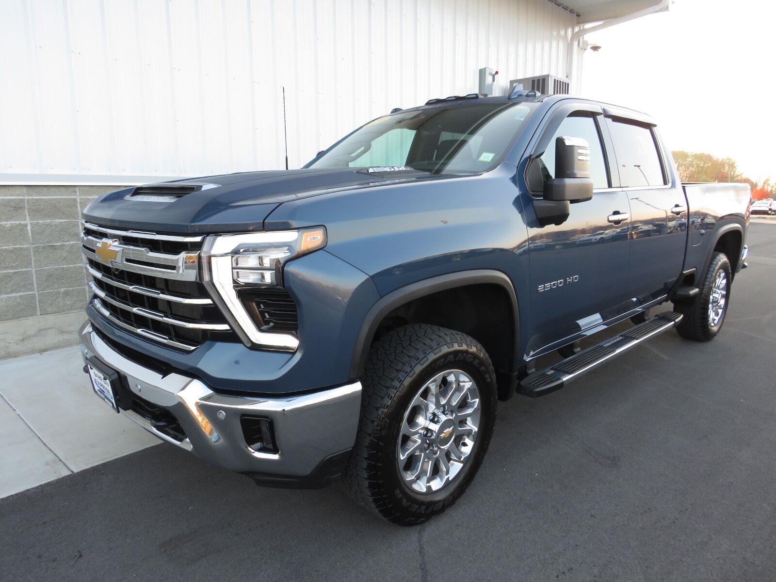 Used 2024 Lakeshore Blue Metallic Chevrolet LTZ image 12