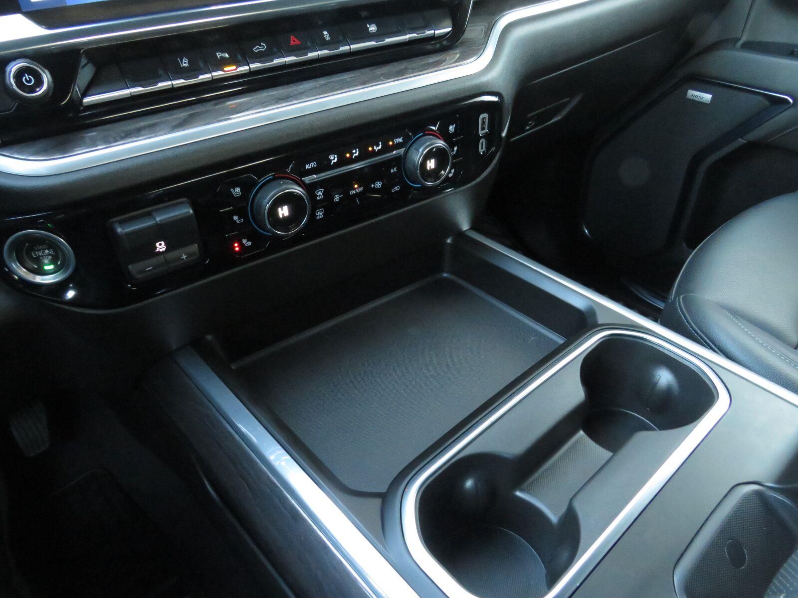 Used 2024 Lakeshore Blue Metallic Chevrolet LTZ image 30