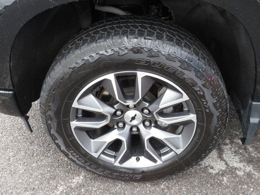 Used 2023 Black Chevrolet RST image 12