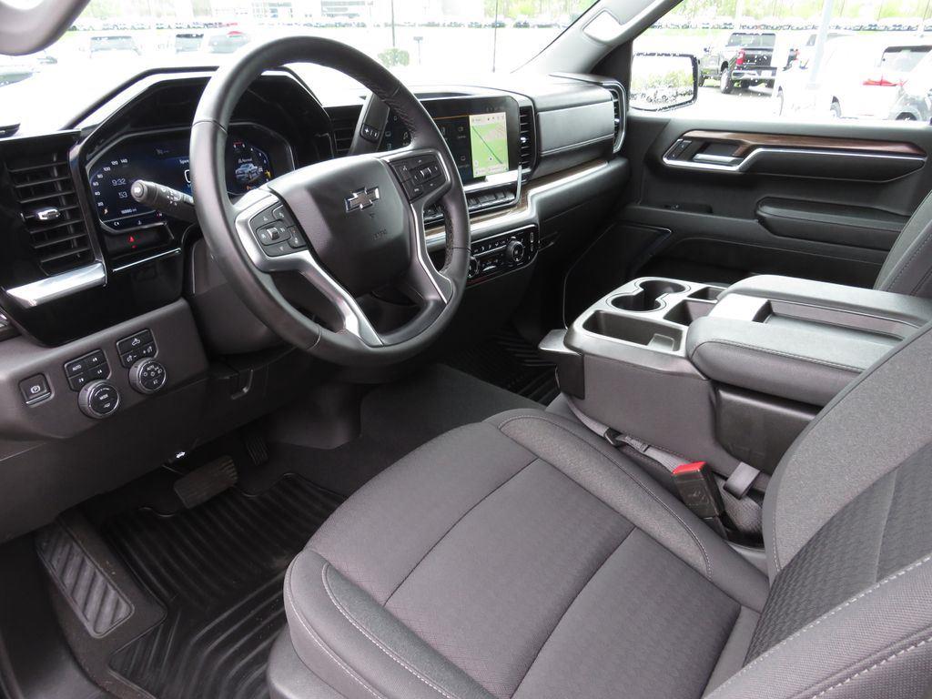 Used 2023 Black Chevrolet RST image 20