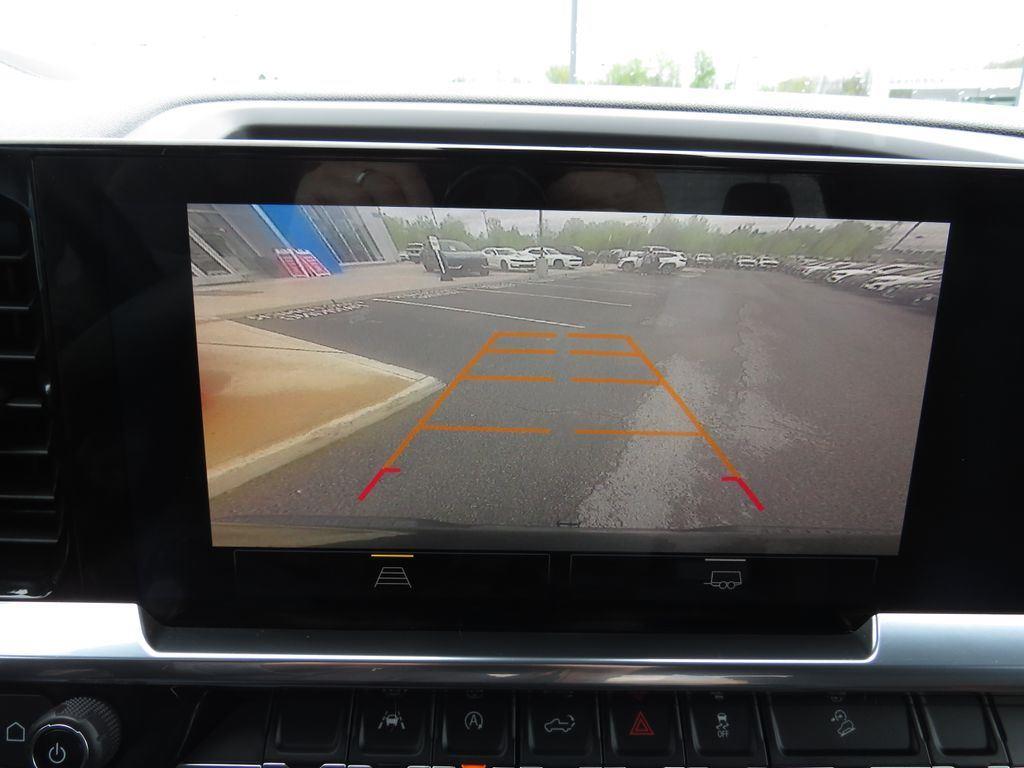 Used 2023 Black Chevrolet RST image 27