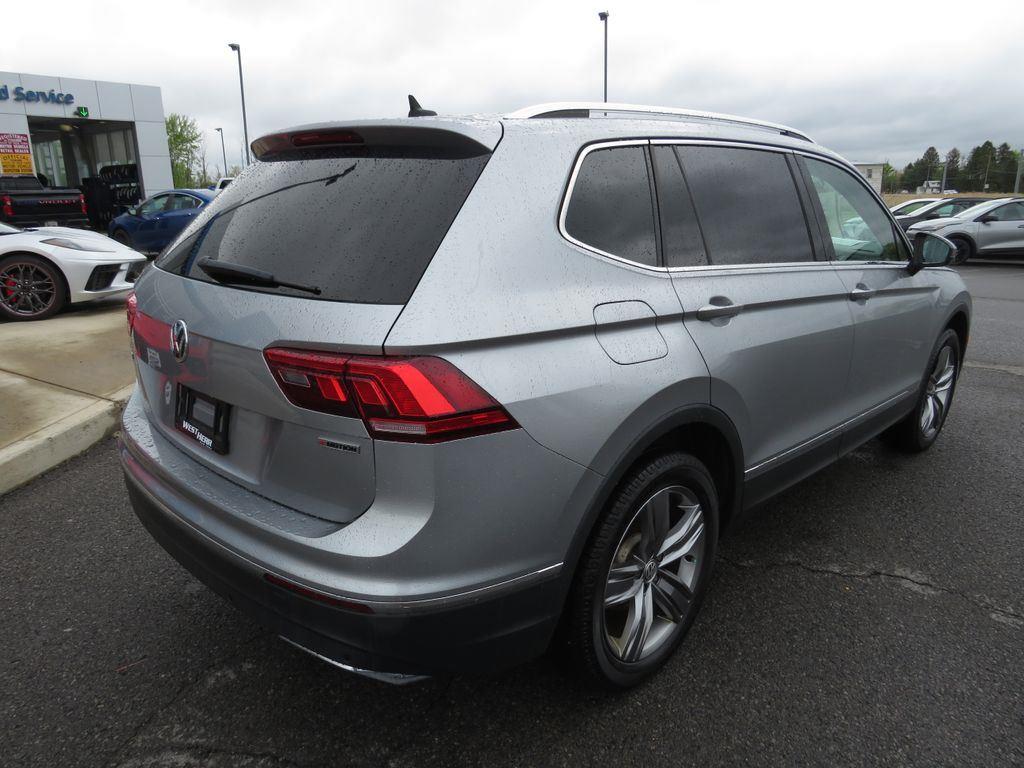 Used 2020 Silver Metallic Volkswagen 2.0T SEL image 6